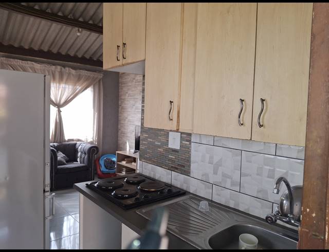 2 BEDROOM FREEHOLD FOR SALE IN VILLA LIZA